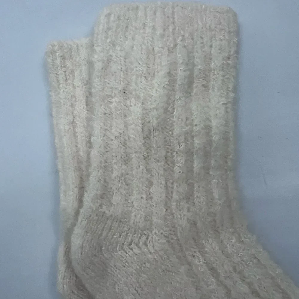 FRAME -denim Fuzzy Socks Off White